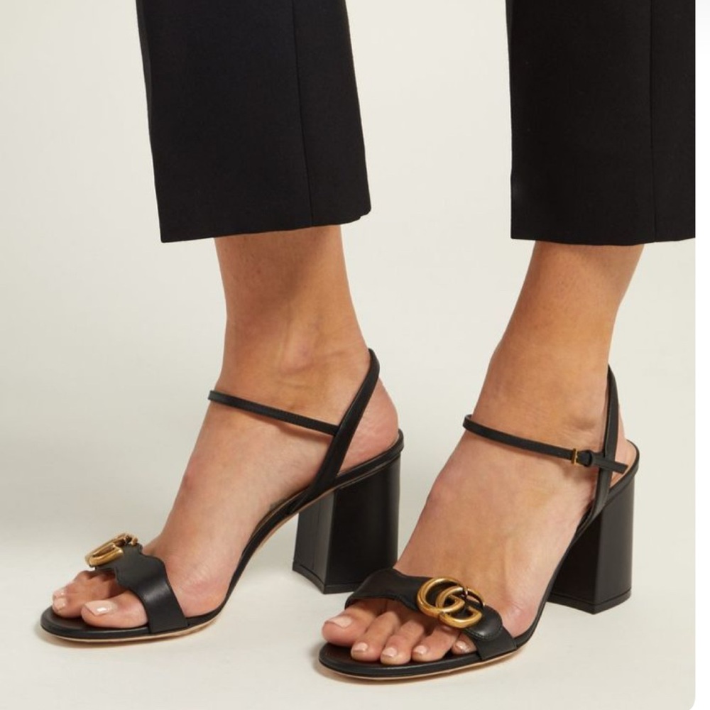 Gucci Black Heels with Gold Detail - Picture 3 of 7